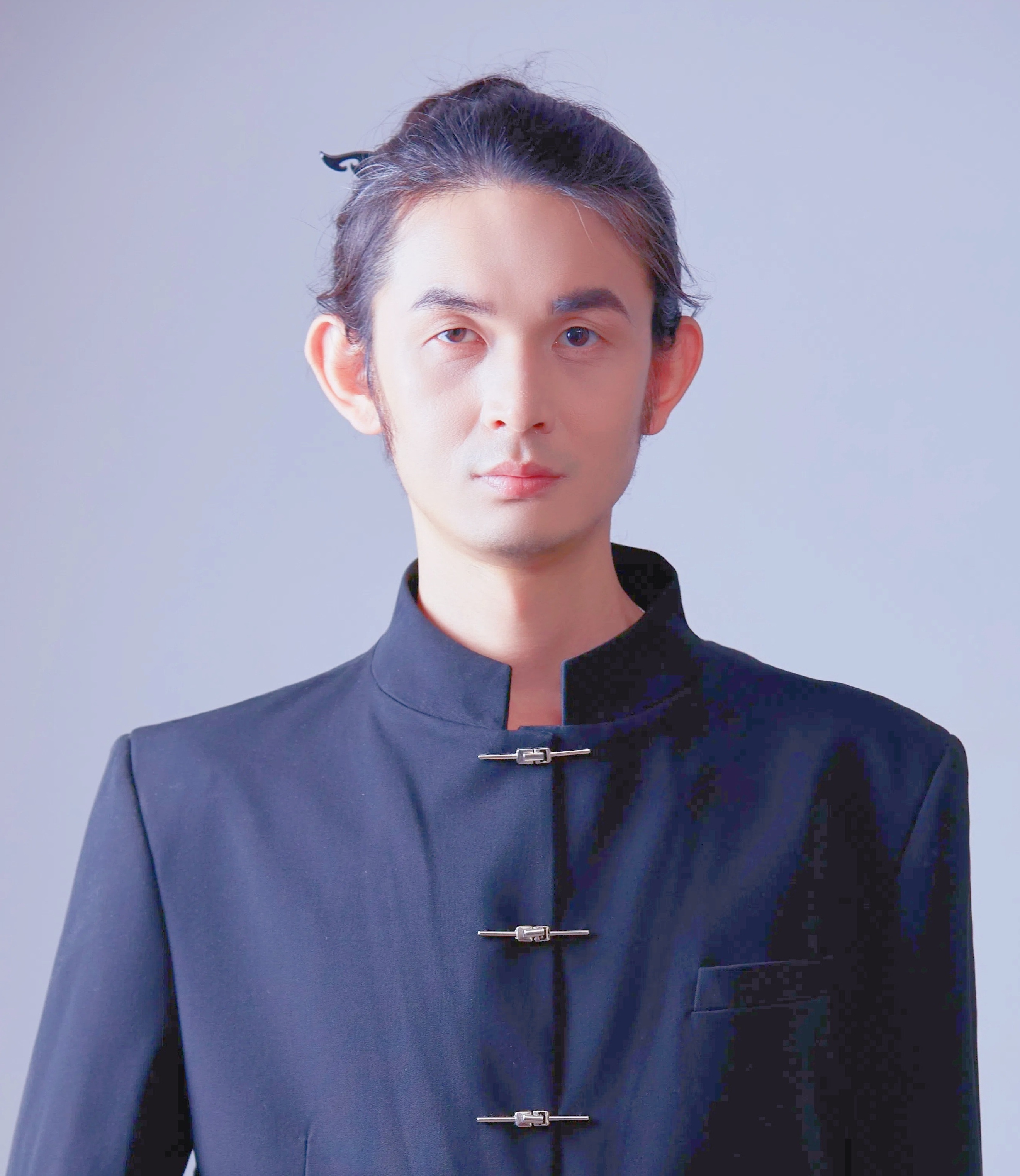 Yongqi Dong